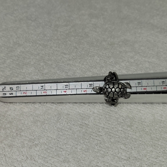 Turtle ring size 6.5 - Picture 6 of 9